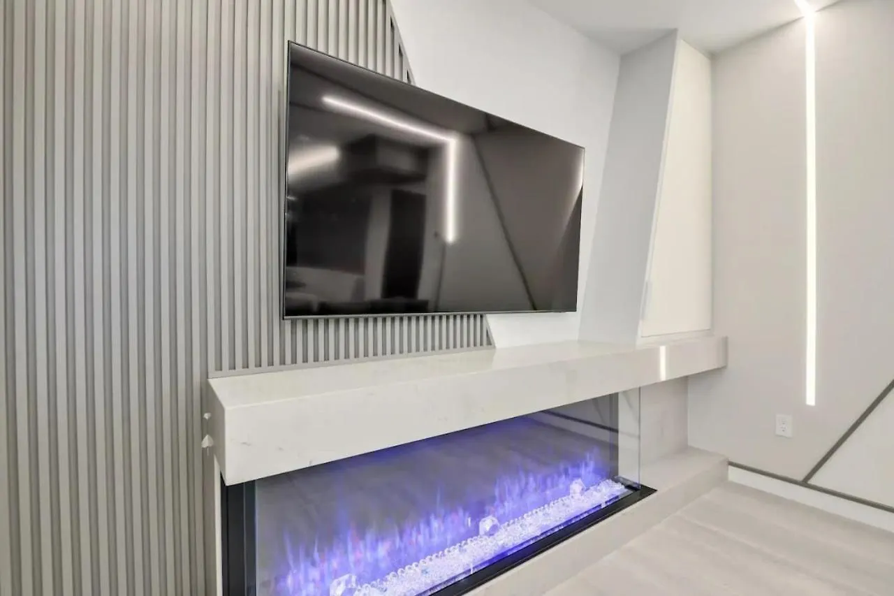 Designer 2Br In Downtown Steps From Sunset Beach Vancouver